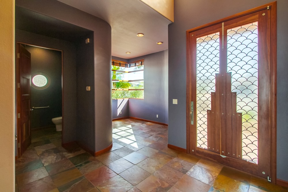 Virtual tour photo 9 of 92 for 2106 Hartford St