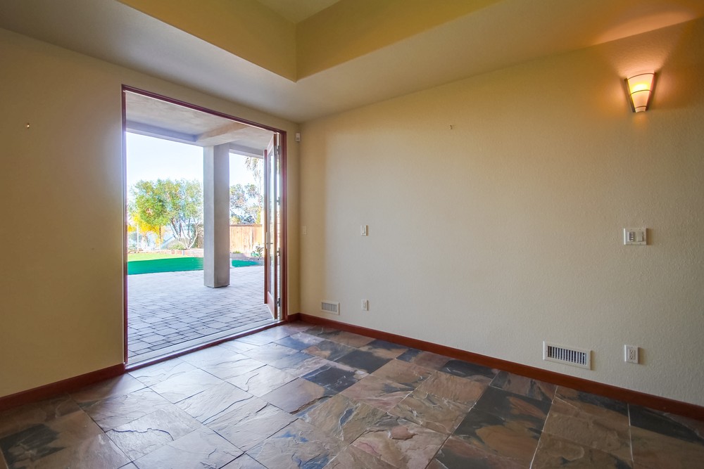 Virtual tour photo 68 of 92 for 2106 Hartford St