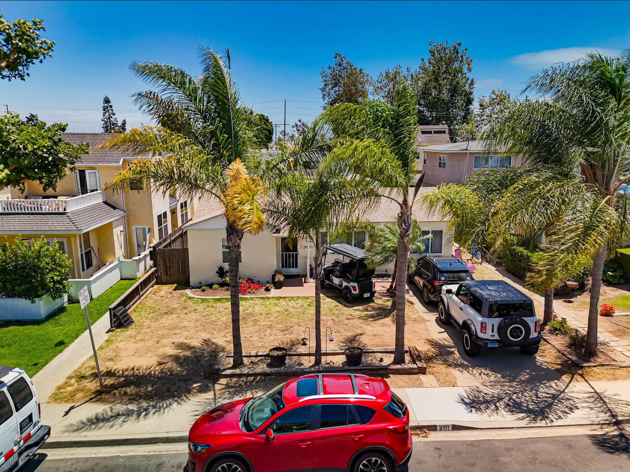 Virtual tour photo 5 of 54 for 2109 Felspar St