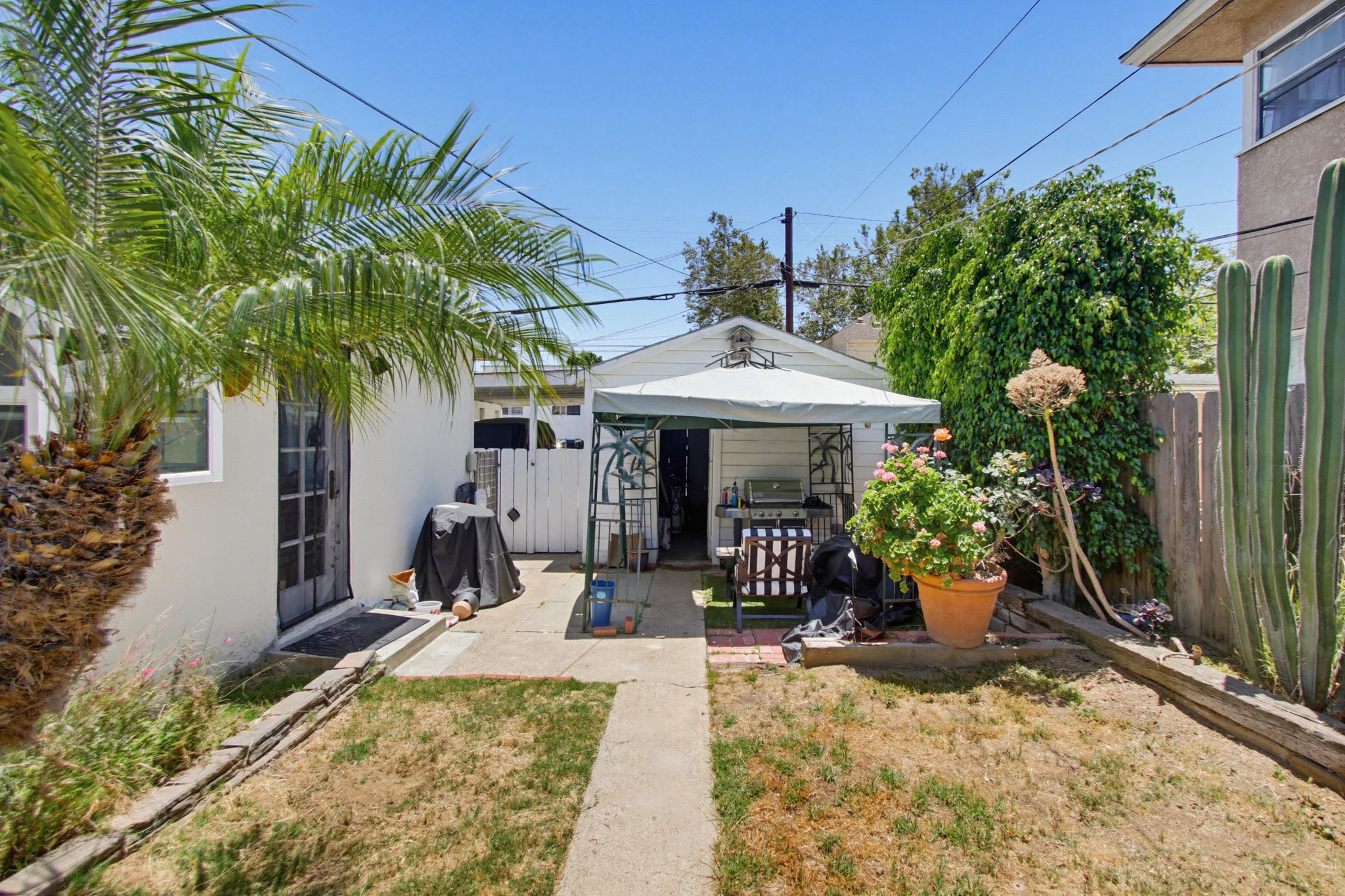 Virtual tour photo 46 of 54 for 2109 Felspar St