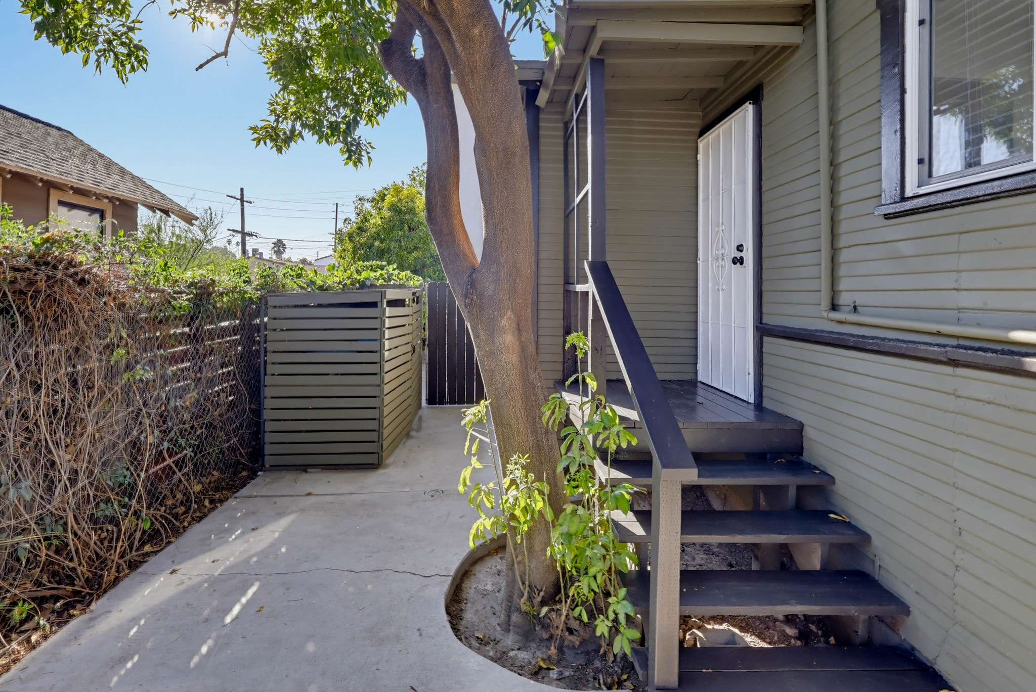 Virtual tour photo 13 of 53 for 211 N Ave 63