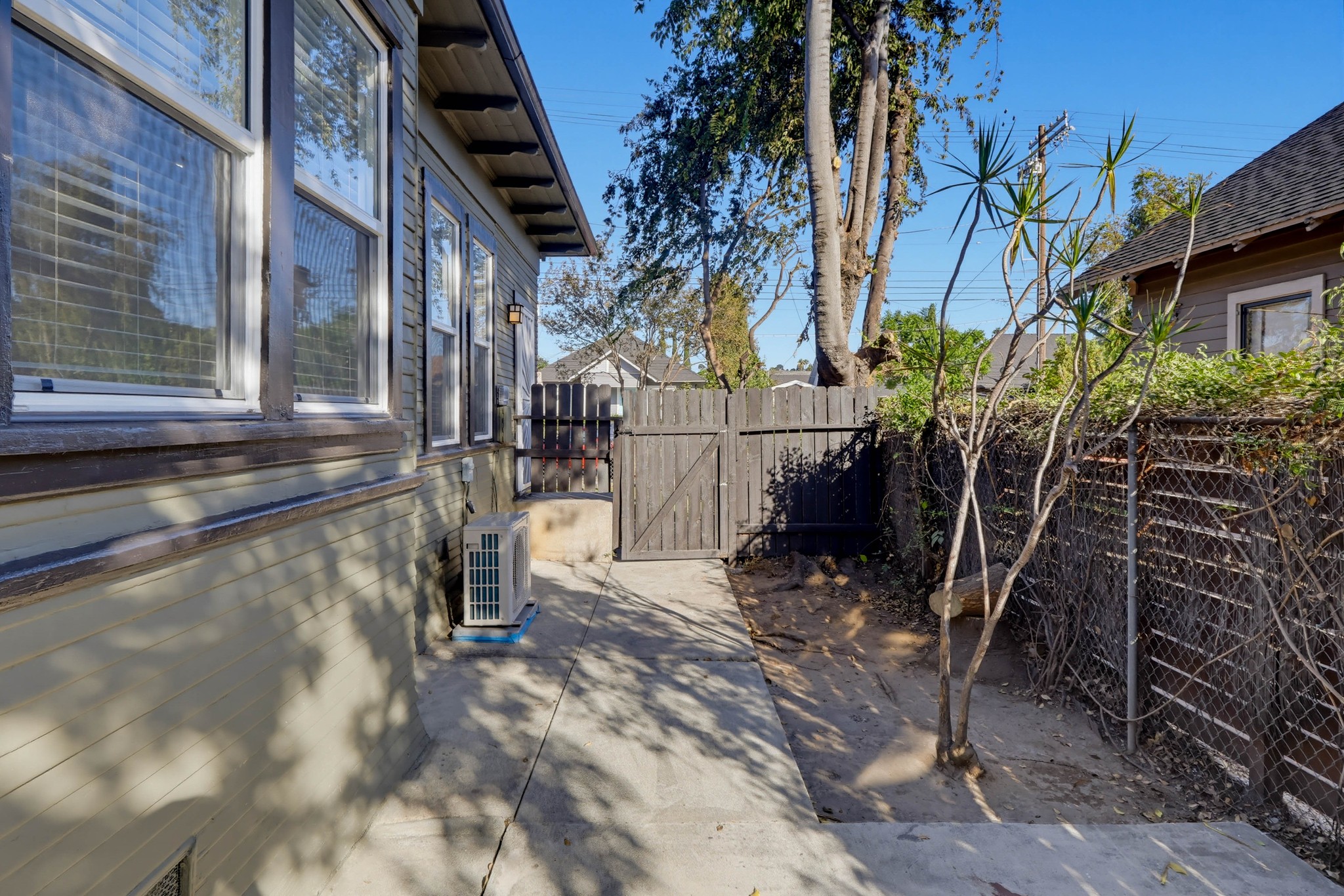 Virtual tour photo 17 of 53 for 211 N Ave 63