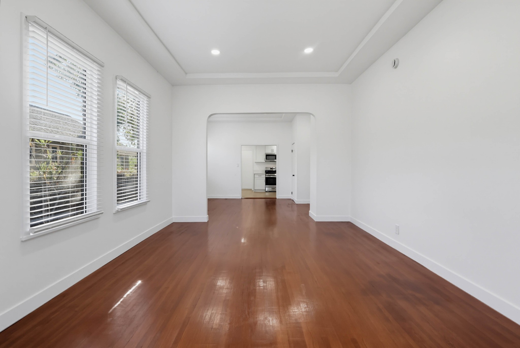 Virtual tour photo 20 of 53 for 211 N Ave 63