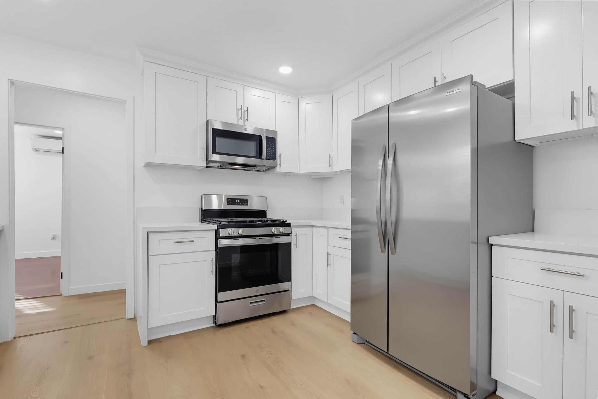 Virtual tour photo 36 of 53 for 211 N Ave 63