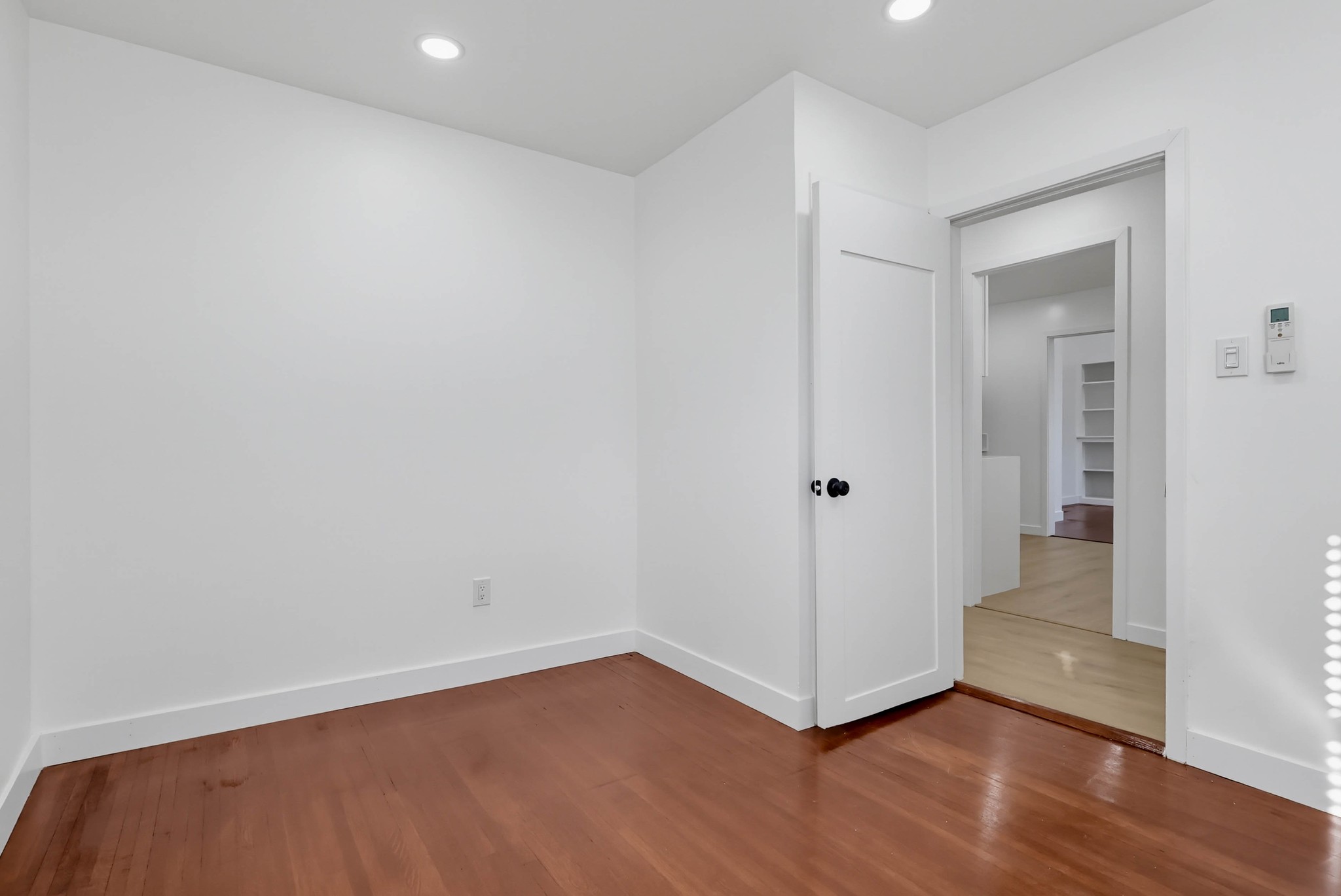 Virtual tour photo 46 of 53 for 211 N Ave 63