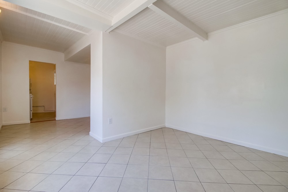 Virtual tour photo 7 of 18 for 2110 Lincoln Ave