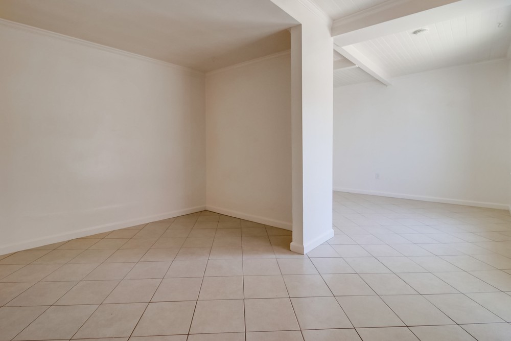 Virtual tour photo 10 of 18 for 2110 Lincoln Ave