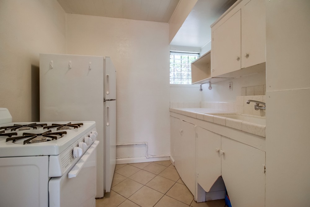 Virtual tour photo 13 of 18 for 2110 Lincoln Ave