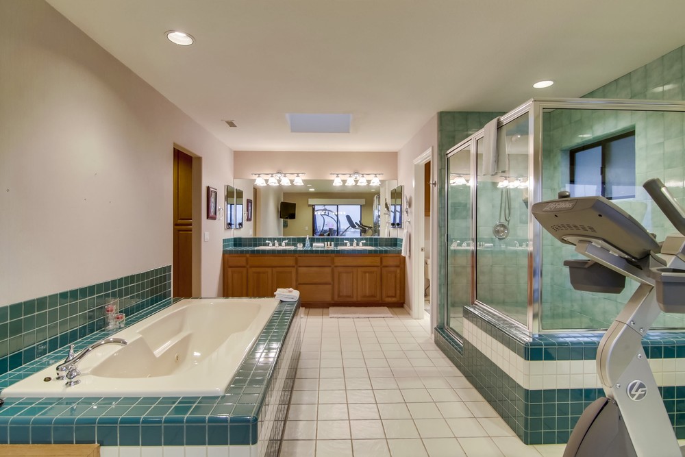Virtual tour photo 60 of 88 for 2110 Locust St