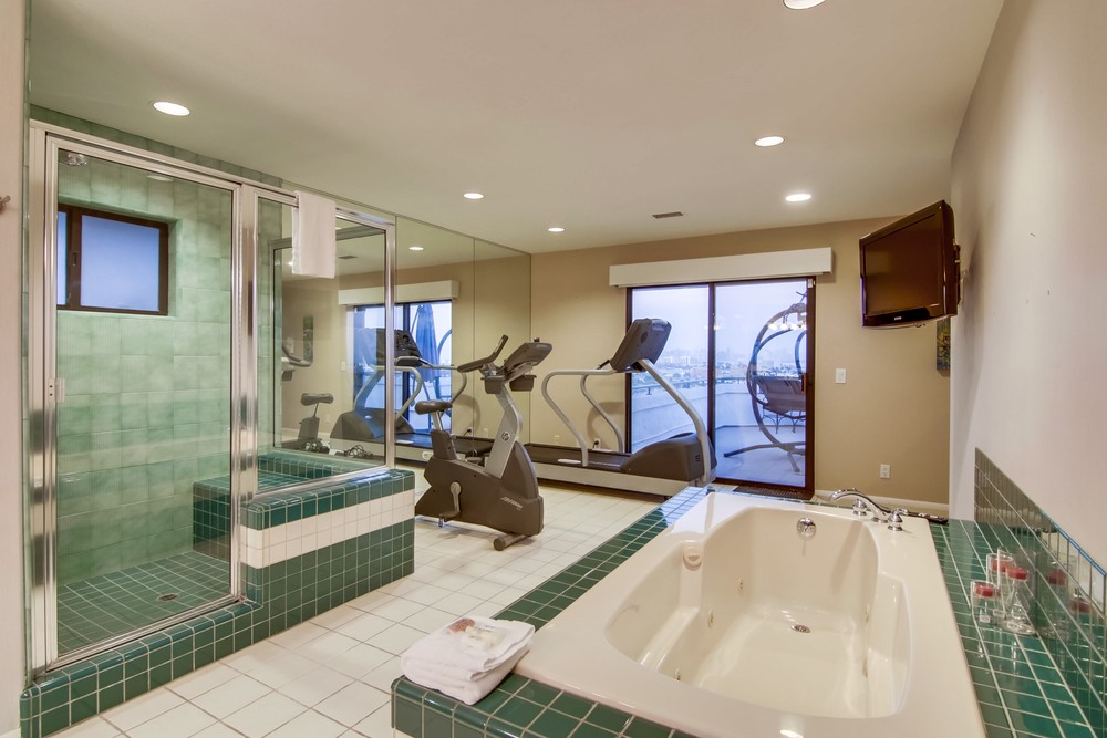 Virtual tour photo 64 of 88 for 2110 Locust St