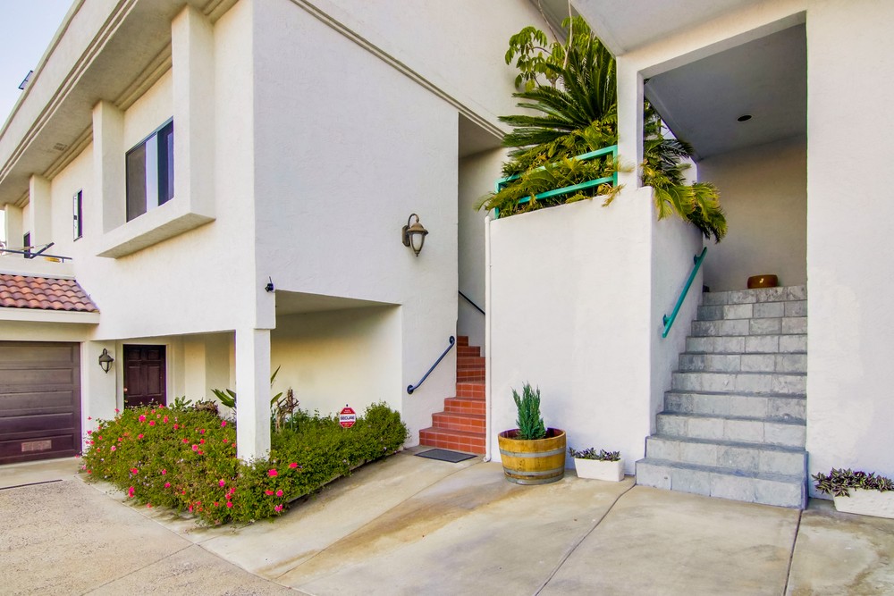 Virtual tour photo 81 of 88 for 2110 Locust St