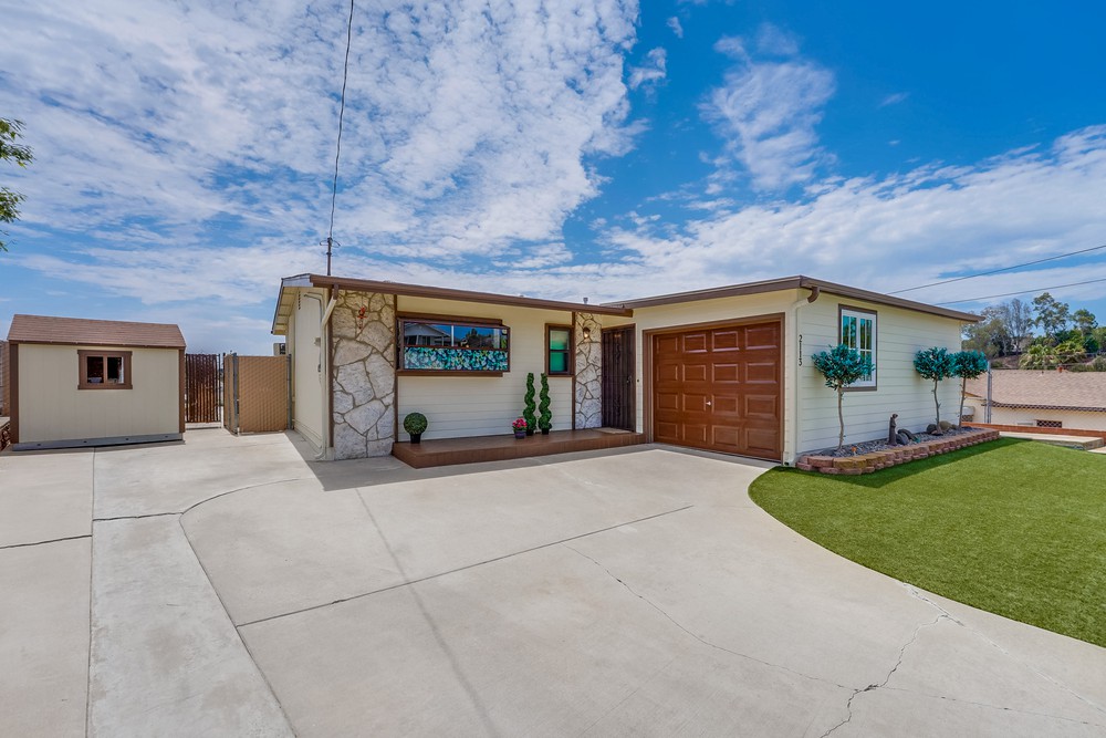 Virtual tour photo 6 of 60 for 2113 Becky Pl