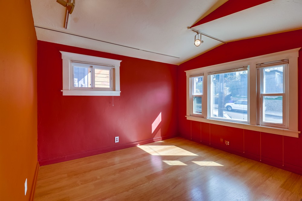 Virtual tour photo 7 of 35 for 2114 2nd Ave