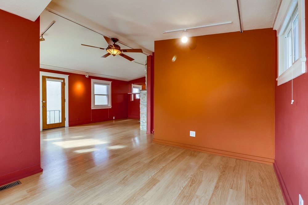 Virtual tour photo 9 of 35 for 2114 2nd Ave
