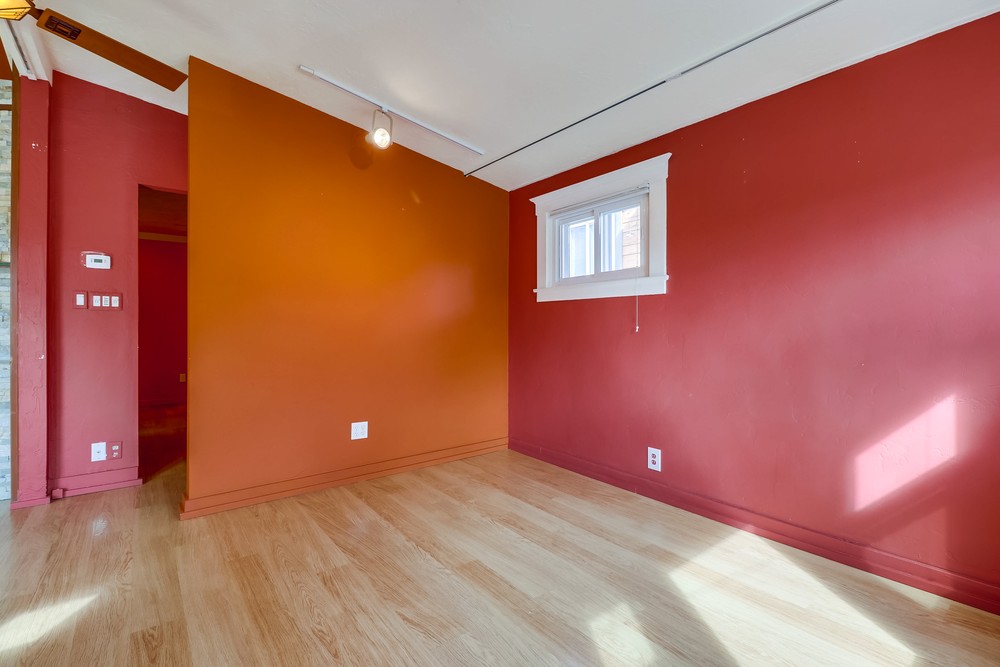 Virtual tour photo 10 of 35 for 2114 2nd Ave