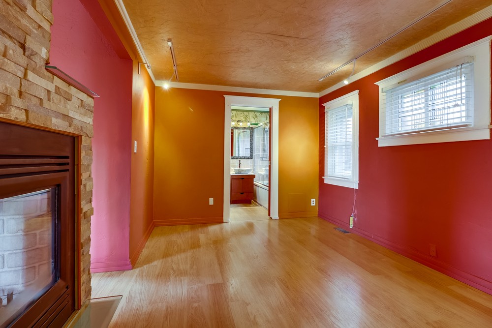 Virtual tour photo 13 of 35 for 2114 2nd Ave