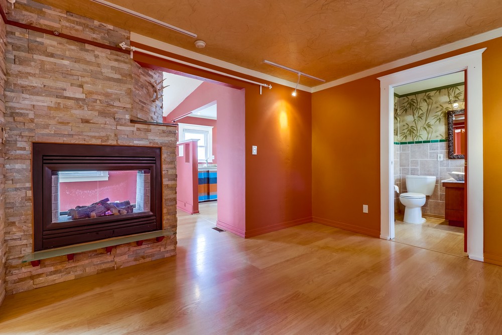 Virtual tour photo 14 of 35 for 2114 2nd Ave