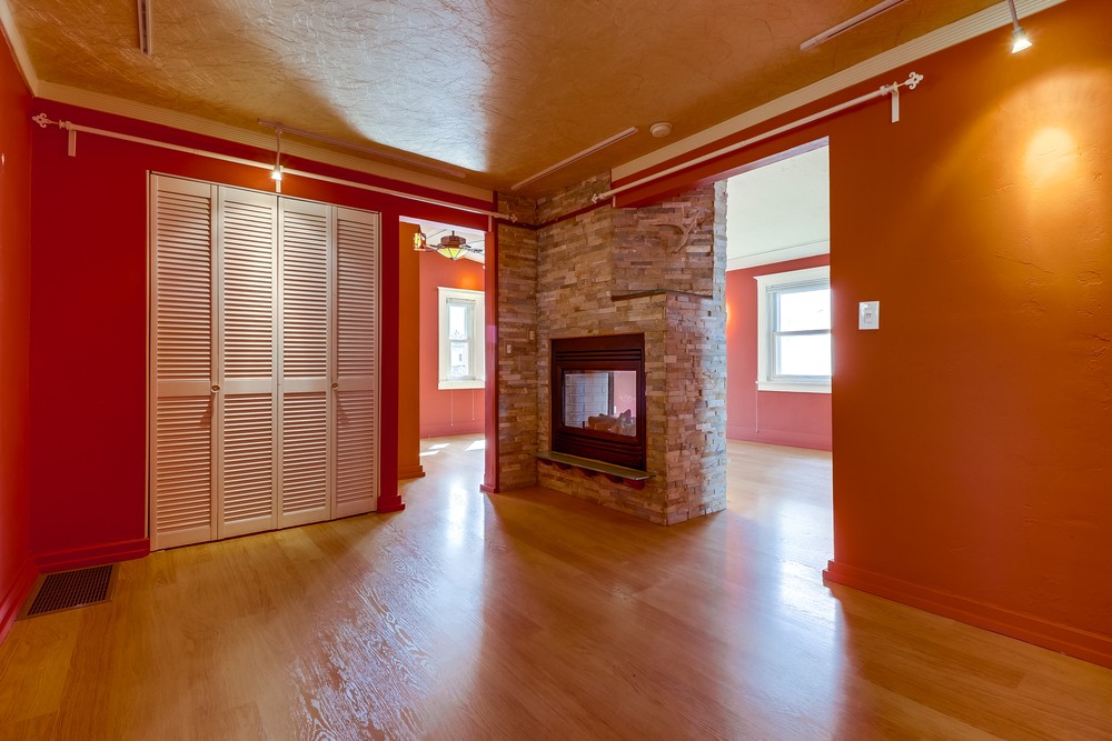 Virtual tour photo 15 of 35 for 2114 2nd Ave