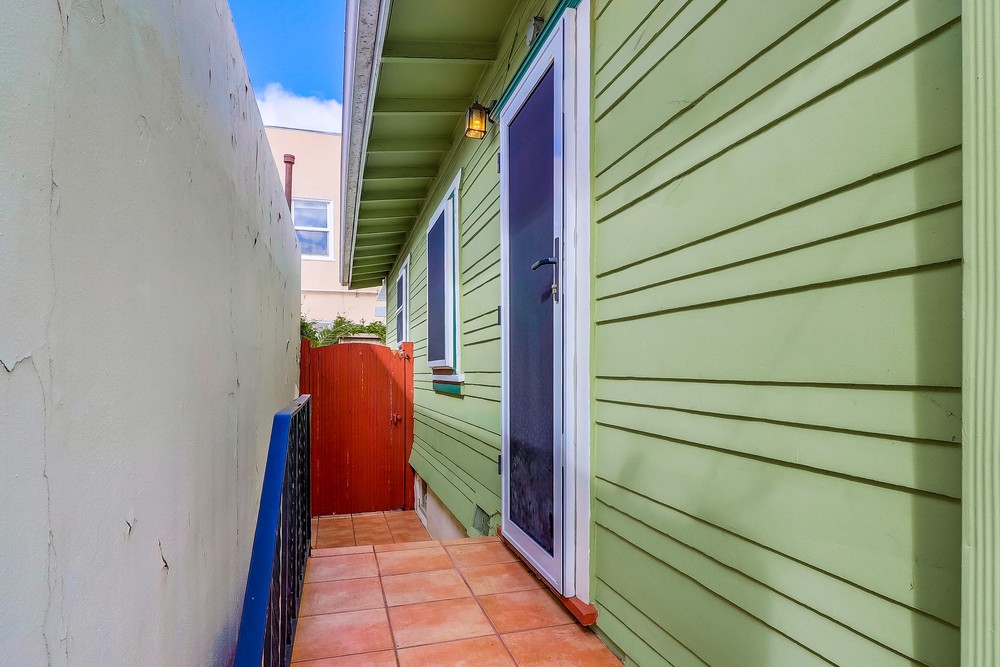 Virtual tour photo 34 of 35 for 2114 2nd Ave