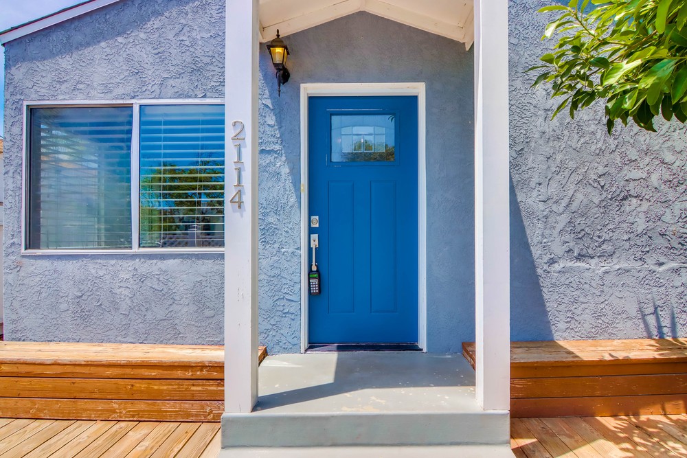 Virtual tour photo 4 of 52 for 2114 Ebers St