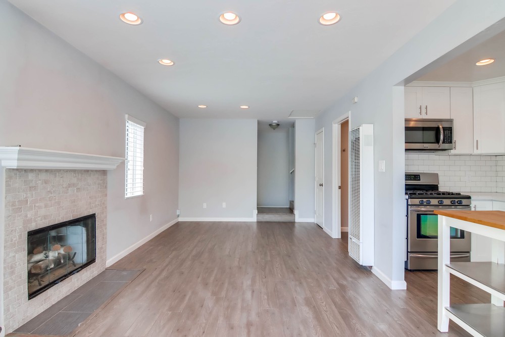 Virtual tour photo 11 of 52 for 2114 Ebers St