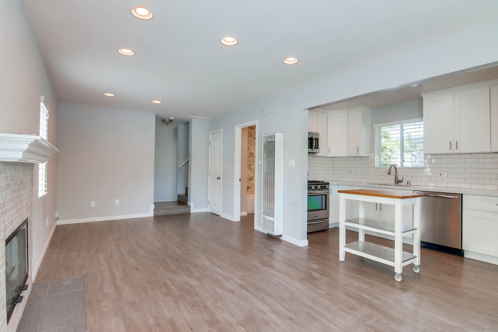 Virtual tour photo 12 of 52 for 2114 Ebers St