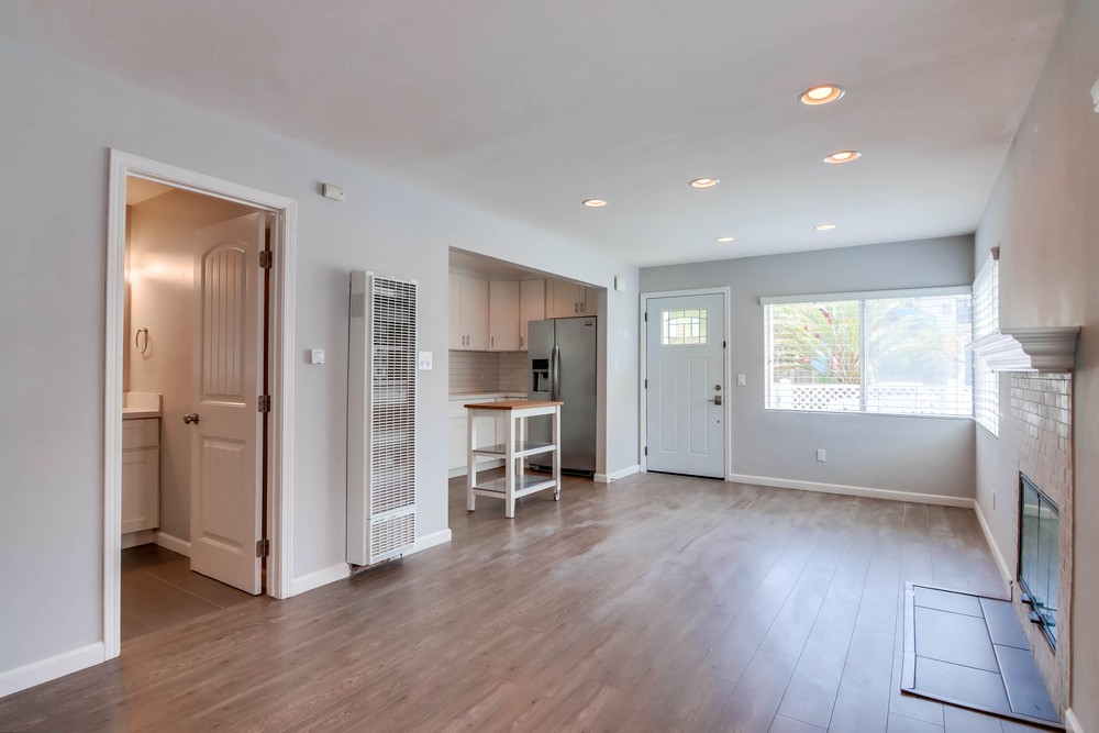 Virtual tour photo 14 of 52 for 2114 Ebers St