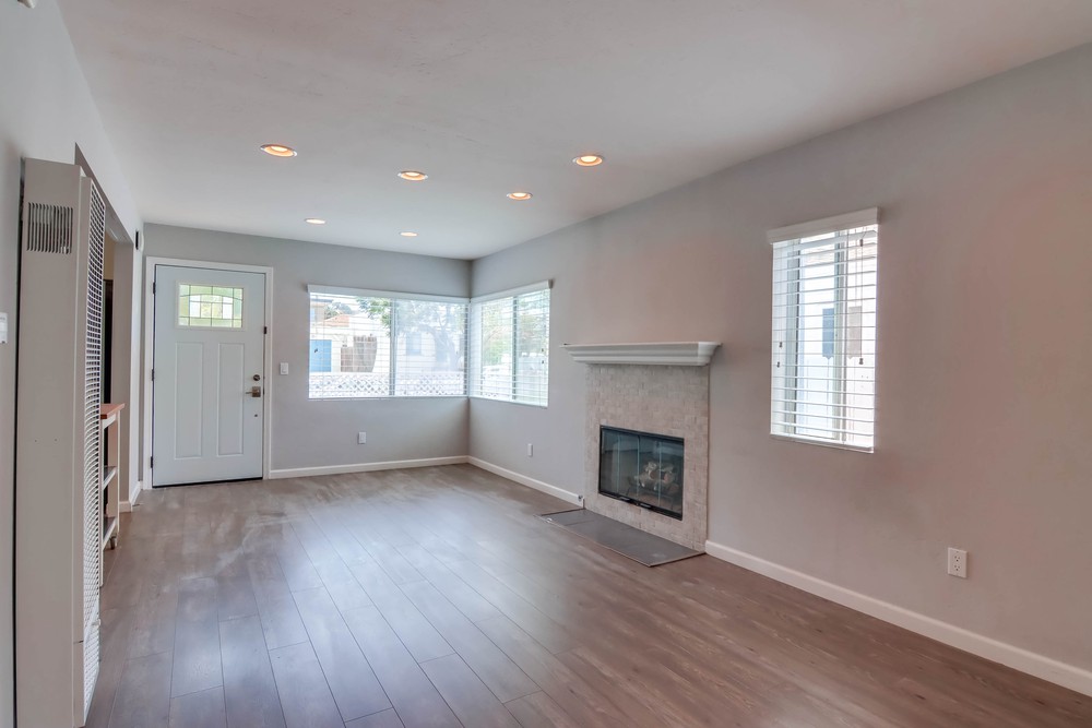 Virtual tour photo 16 of 52 for 2114 Ebers St