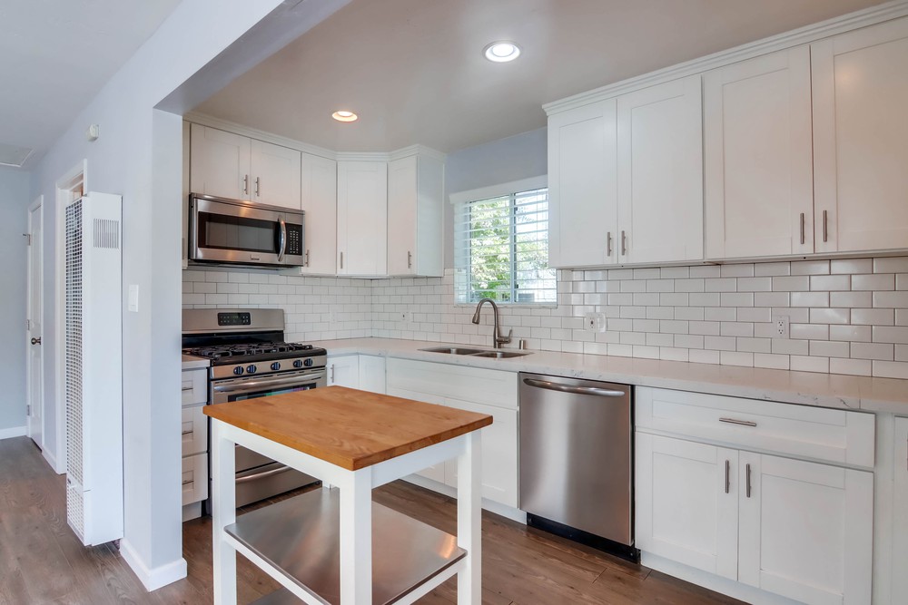 Virtual tour photo 18 of 52 for 2114 Ebers St