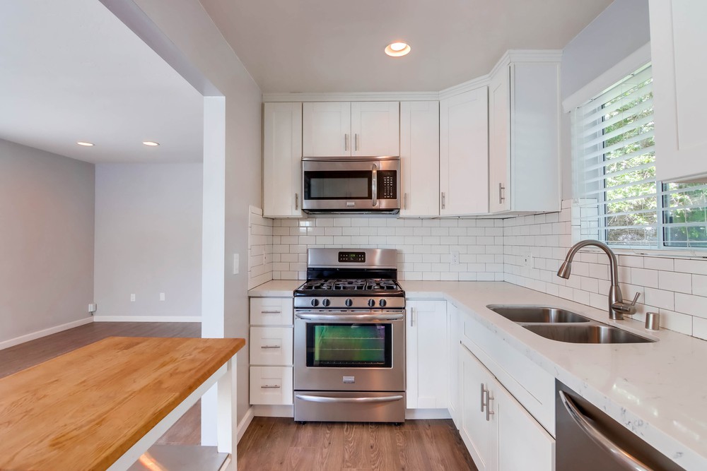 Virtual tour photo 21 of 52 for 2114 Ebers St