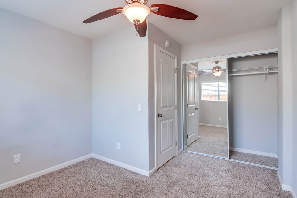 Virtual tour photo 28 of 52 for 2114 Ebers St