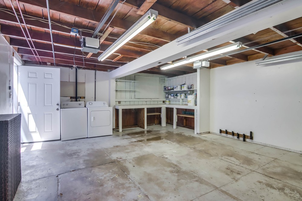 Virtual tour photo 51 of 52 for 2114 Ebers St