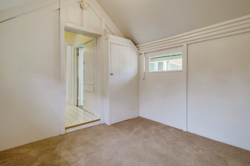 Virtual tour photo 23 of 35 for 2114 Lincoln Ave