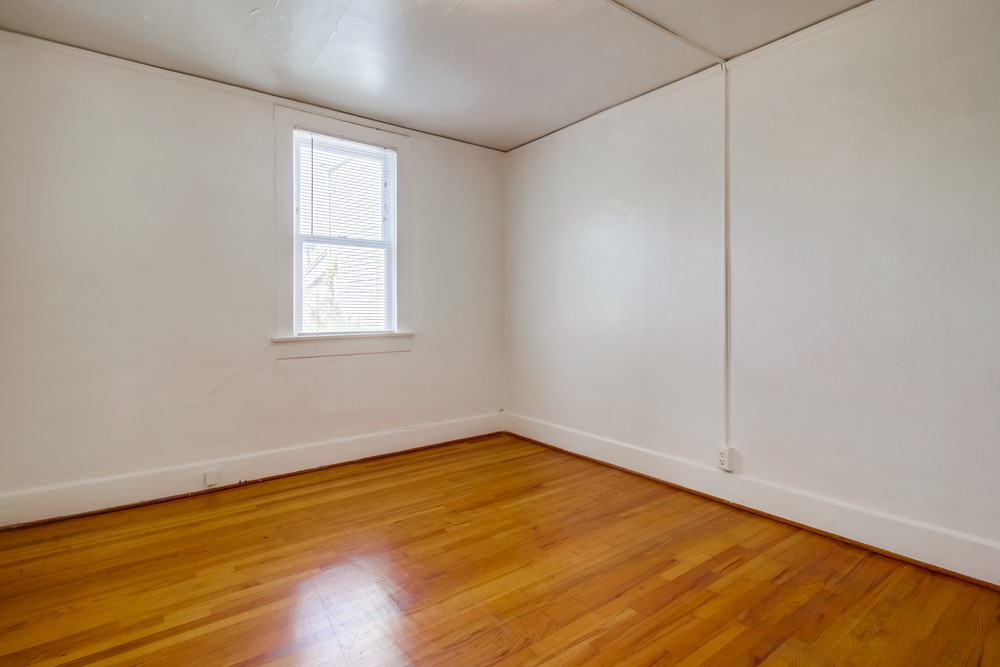 Virtual tour photo 25 of 35 for 2114 Lincoln Ave