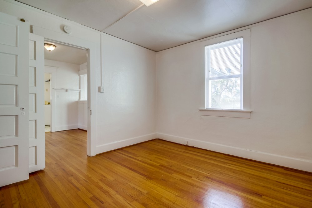 Virtual tour photo 26 of 35 for 2114 Lincoln Ave