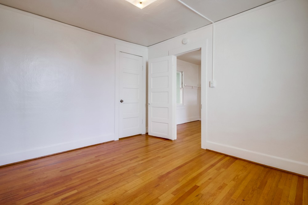 Virtual tour photo 27 of 35 for 2114 Lincoln Ave