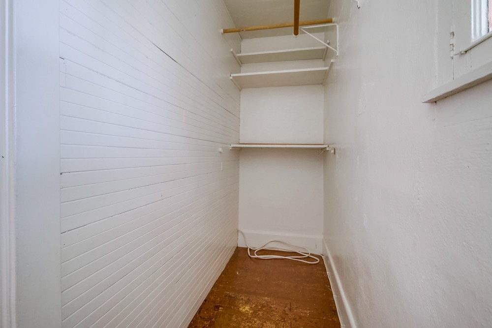 Virtual tour photo 32 of 35 for 2114 Lincoln Ave