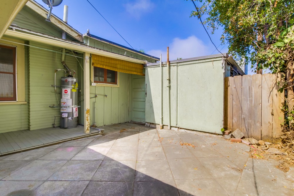 Virtual tour photo 34 of 35 for 2114 Lincoln Ave