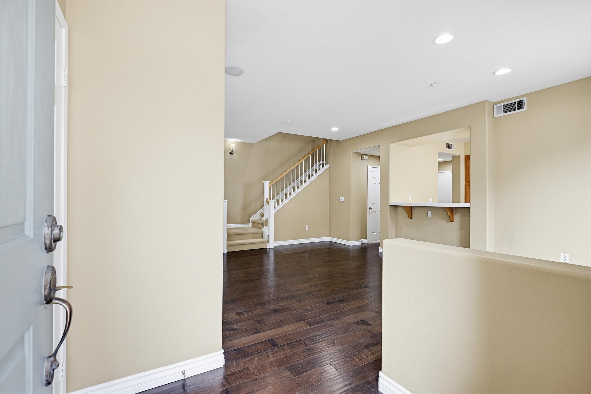 Virtual tour photo 11 of 56 for 2114 Timberwood