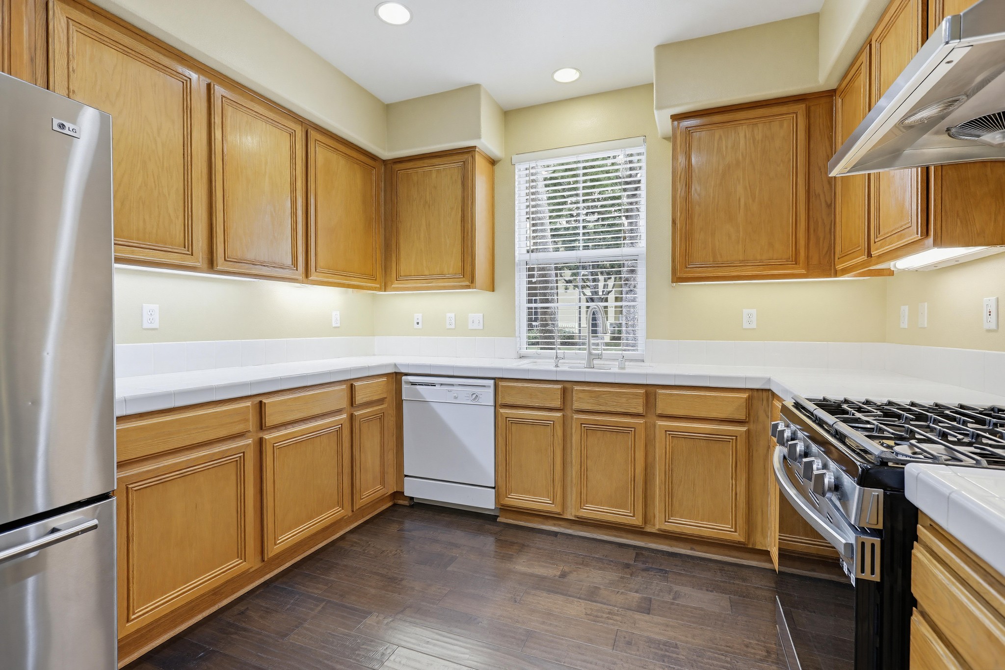 Virtual tour photo 25 of 56 for 2114 Timberwood