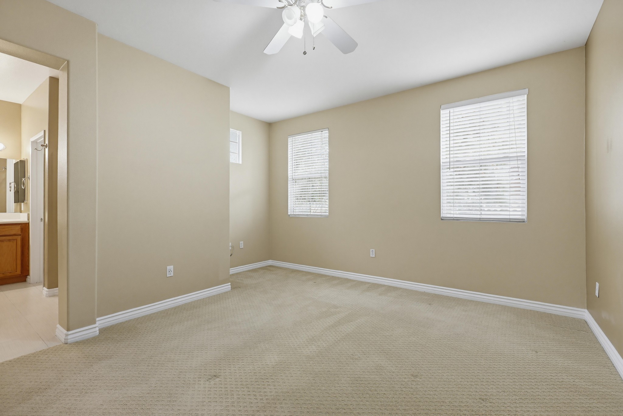 Virtual tour photo 30 of 56 for 2114 Timberwood