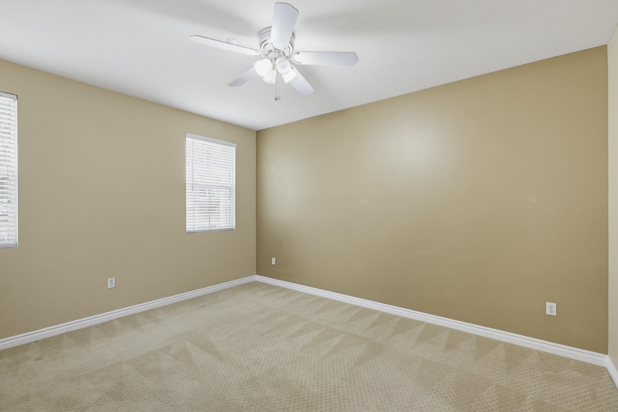 Virtual tour photo 31 of 56 for 2114 Timberwood