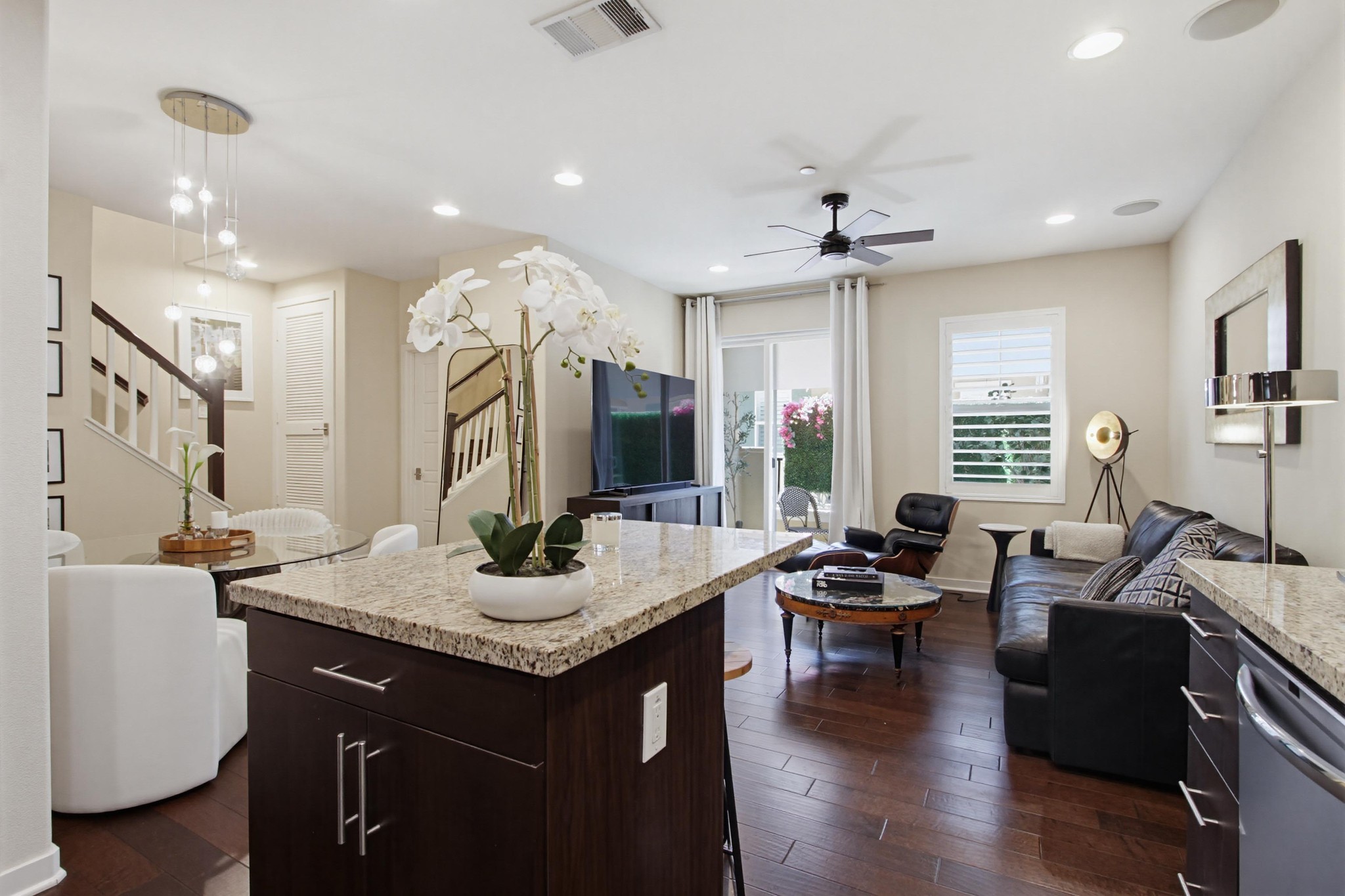 Virtual tour photo 14 of 41 for 2115 Cosmo Way