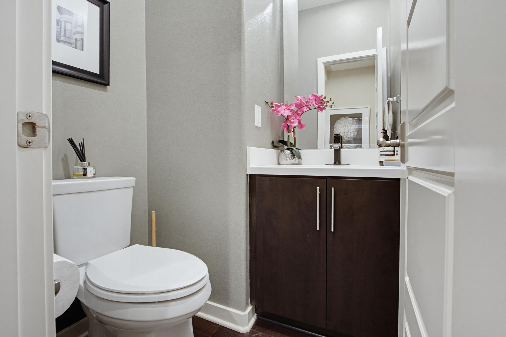 Virtual tour photo 22 of 41 for 2115 Cosmo Way