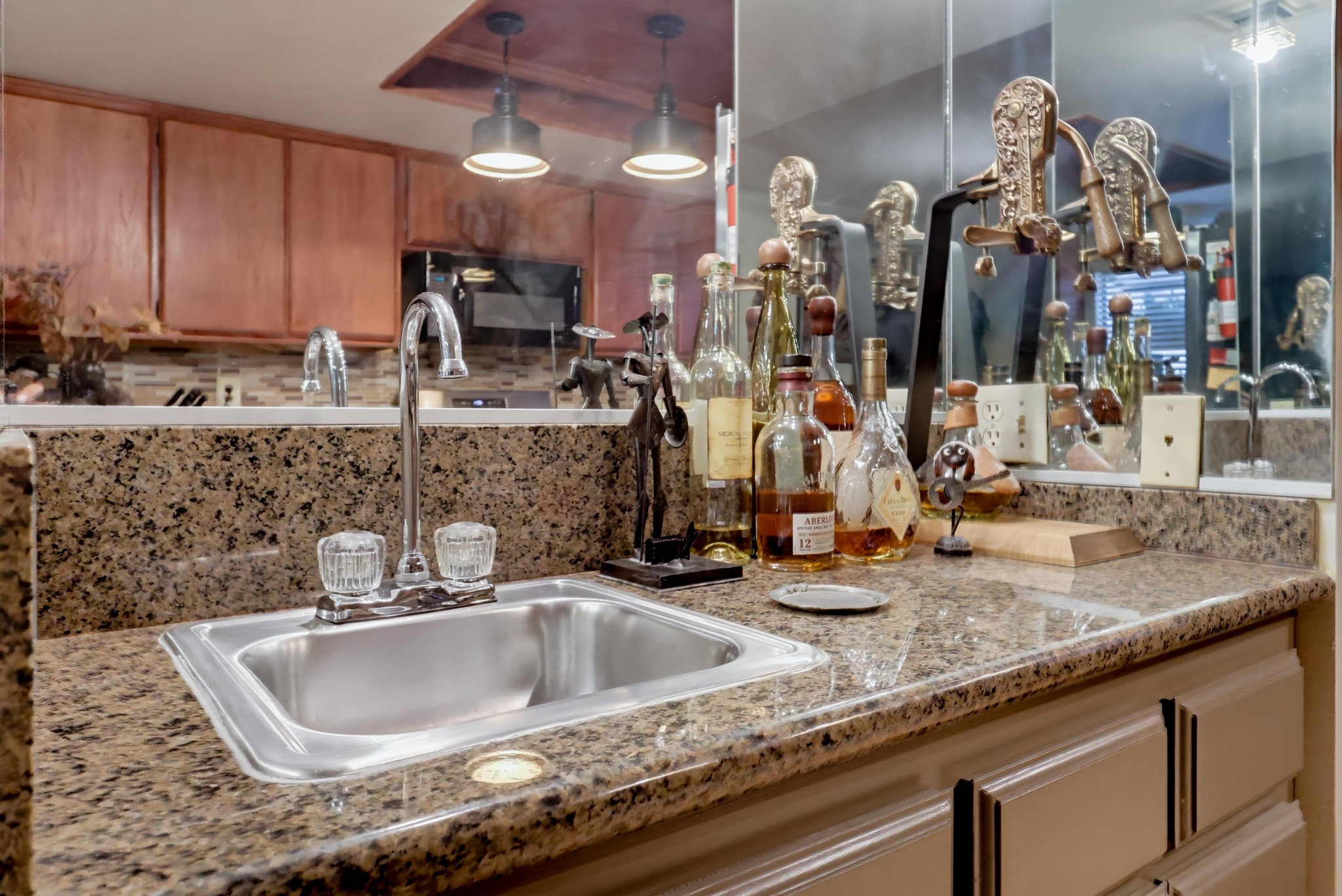 Virtual tour photo 7 of 29 for 212 La France Ave Apt B