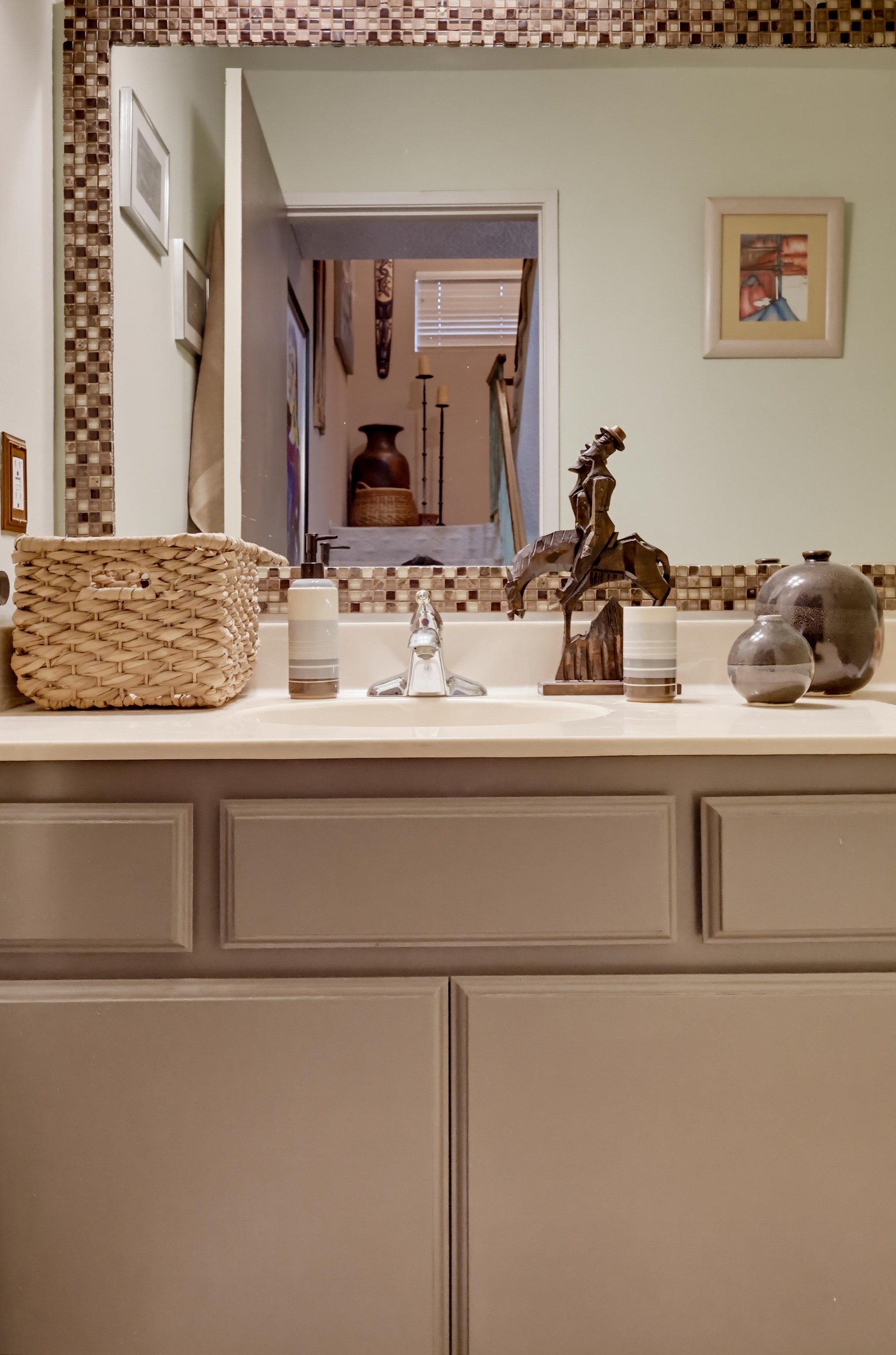 Virtual tour photo 12 of 29 for 212 La France Ave Apt B