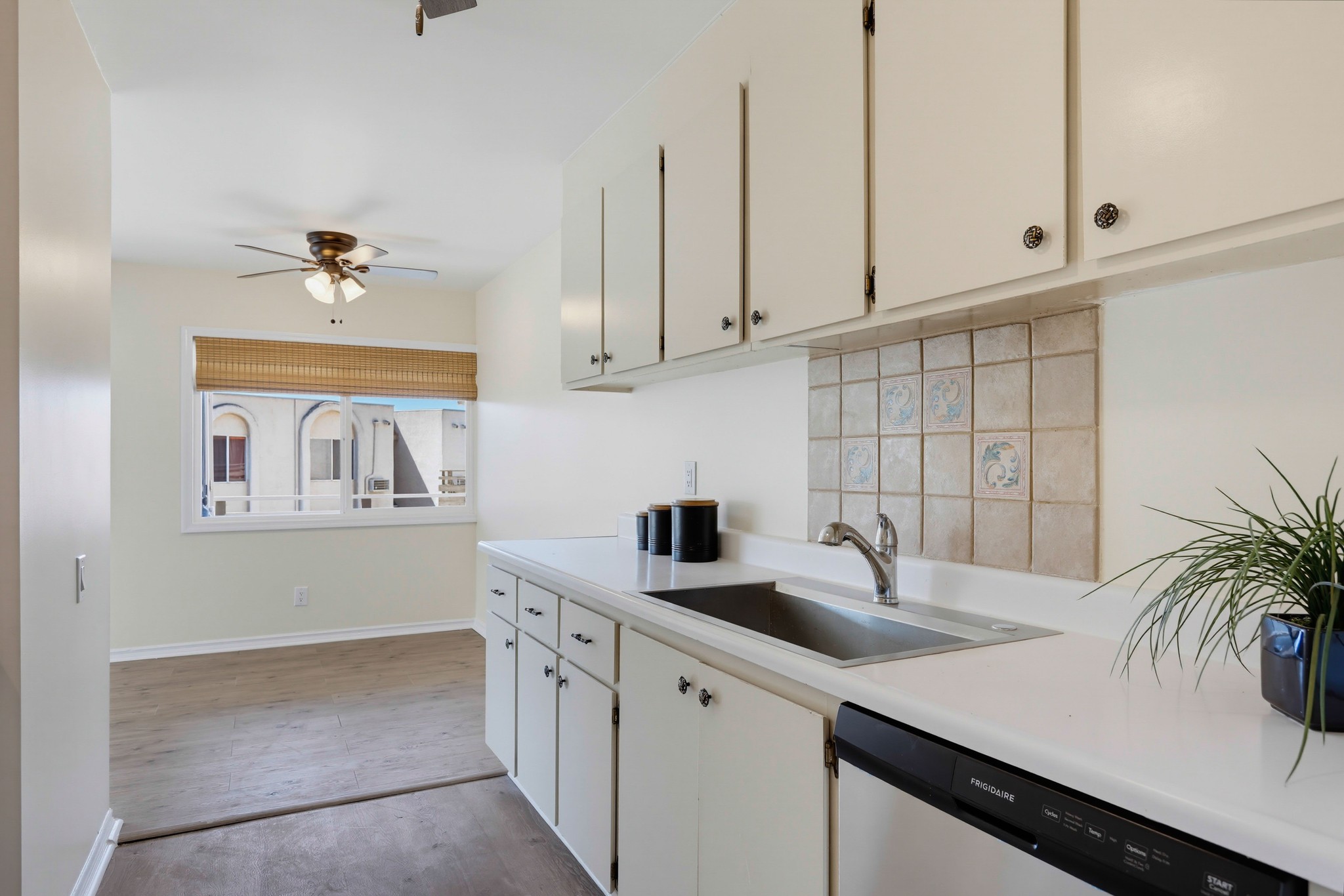 Virtual tour photo 21 of 47 for 212 S Kraemer Blvd