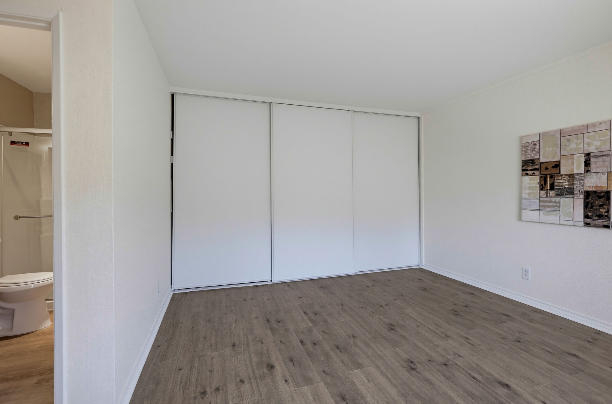 Virtual tour photo 33 of 47 for 212 S Kraemer Blvd