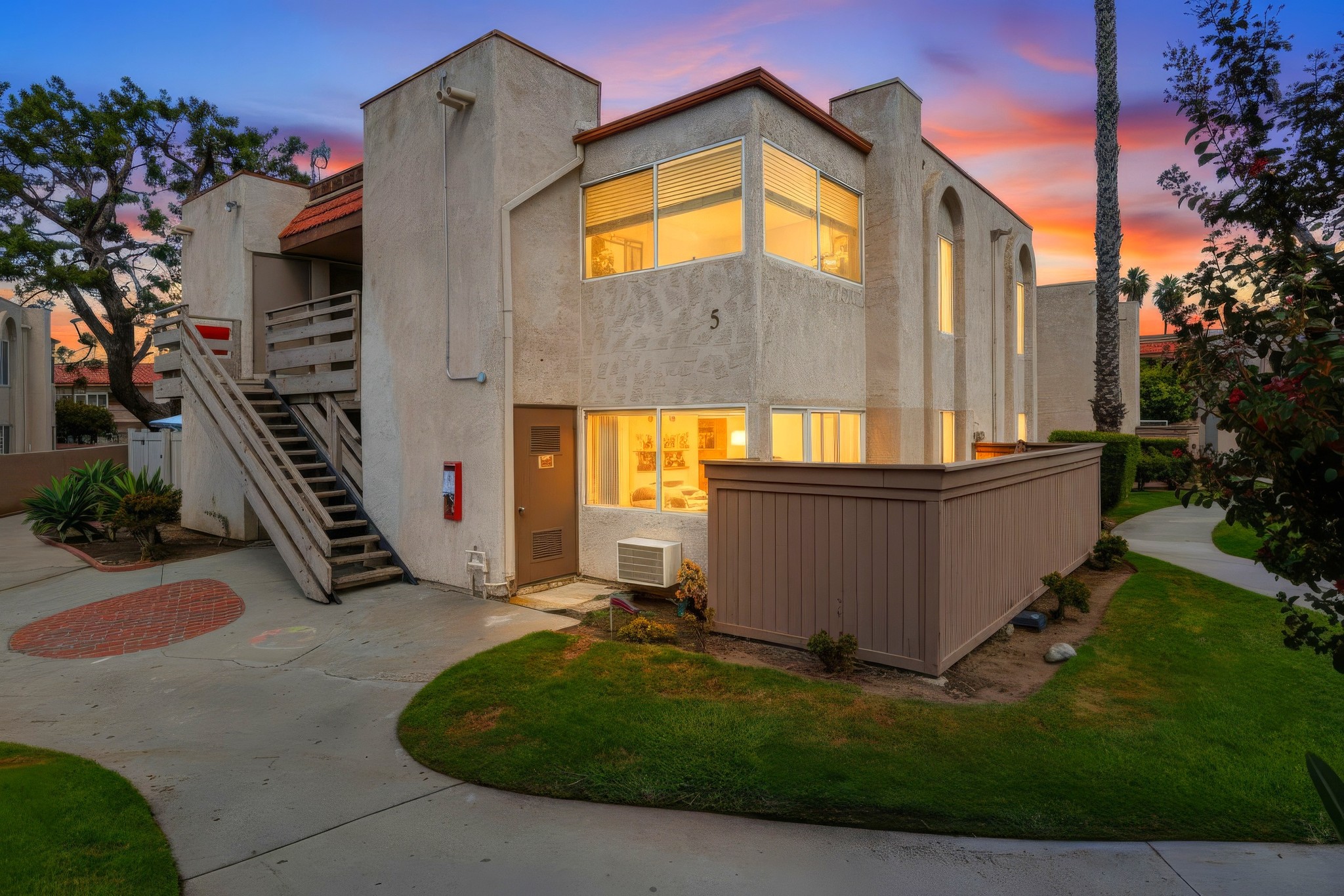 Virtual tour photo 47 of 47 for 212 S Kraemer Blvd