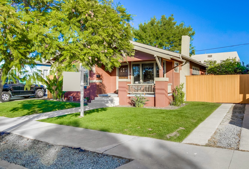 Virtual tour photo 4 of 83 for 2121 Dale St